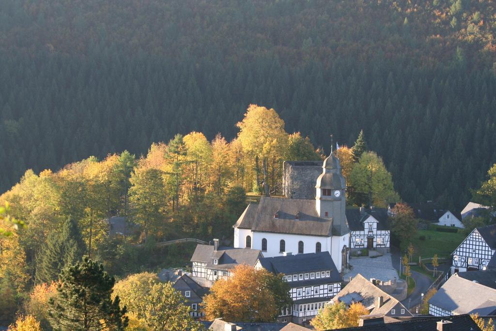 Landhaus Gnacke Apartamento Schmallenberg Exterior foto