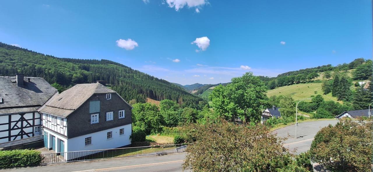 Landhaus Gnacke Apartamento Schmallenberg Exterior foto